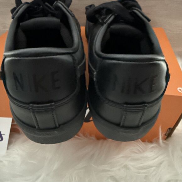Nike Shoes Blazer Low 77 Wmns Size 5.5 Triple Black Casual School DC4769 002 NEW - Picture 6 of 8